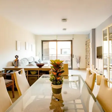 Apt.p/5 15min From Barcelona And Beaches W/terrace Apartamento